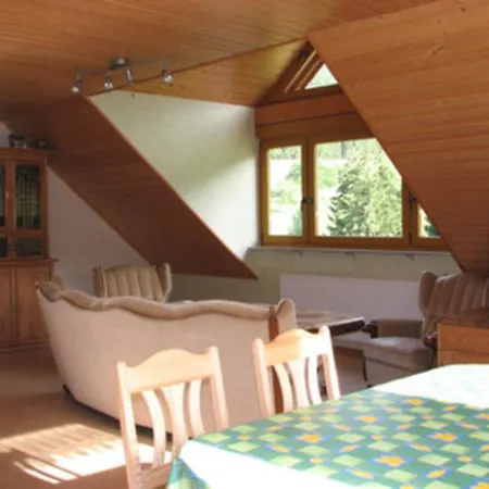 بيت للعطل Ferienwohnung Hennrich Weilbach